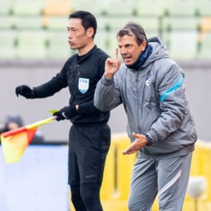 九游体育网站入口-急转直下！大连落入降级区又失大将 仍有多个机会？